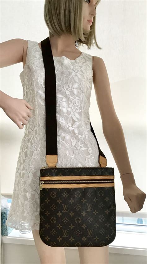 louis vuitton monogram canvas pochette bosphore messenger bag|Louis Vuitton bosphore.